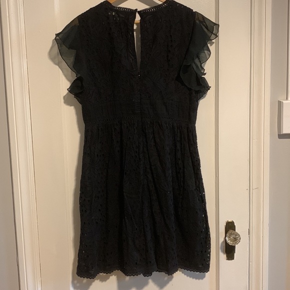 Little black dress - Picture 2 of 3